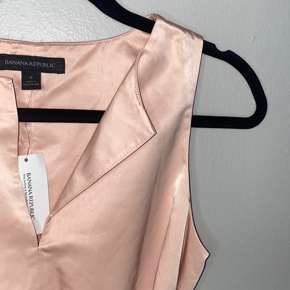🪼Adorable Brand New Banana Republic Blush Pink dress!